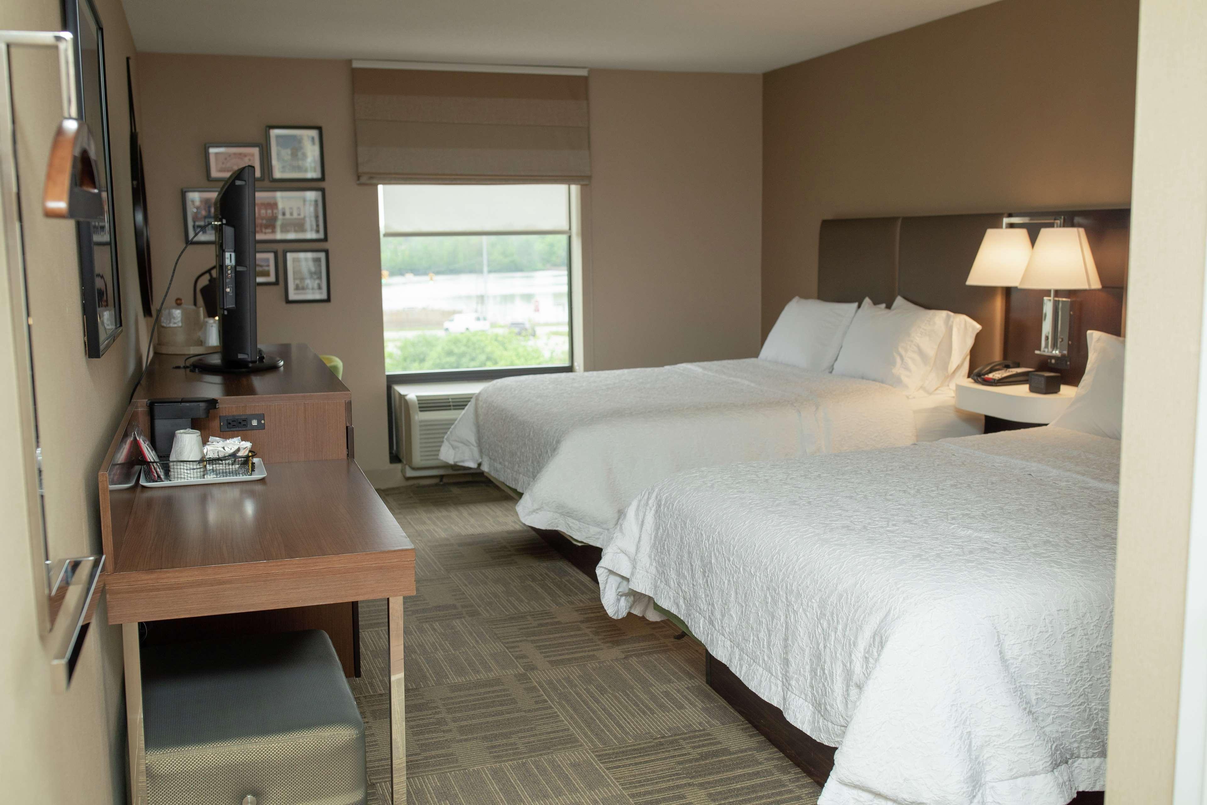 Hampton Inn Commerce/Novi Εξωτερικό φωτογραφία
