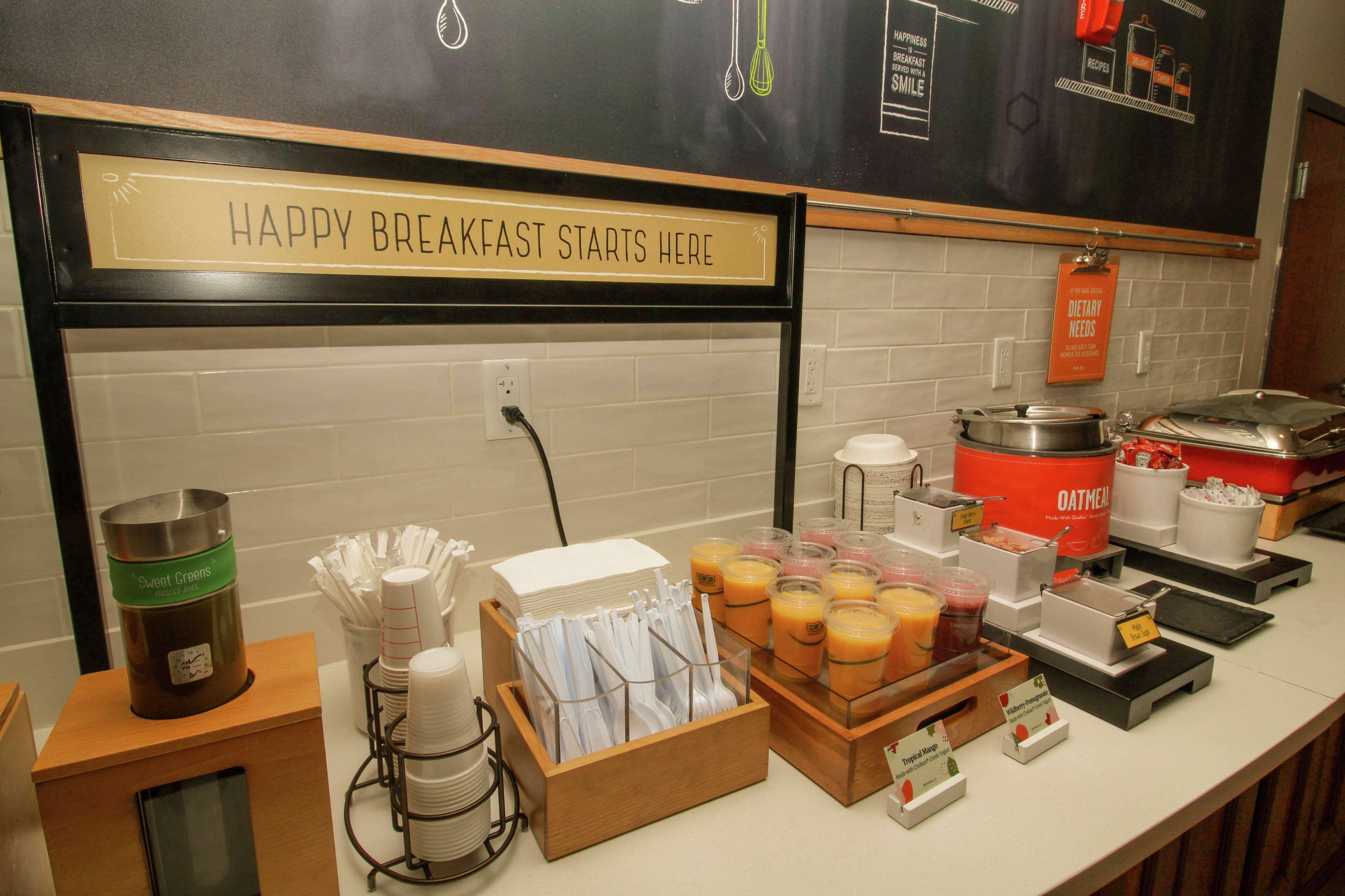 Hampton Inn Commerce/Novi Εξωτερικό φωτογραφία