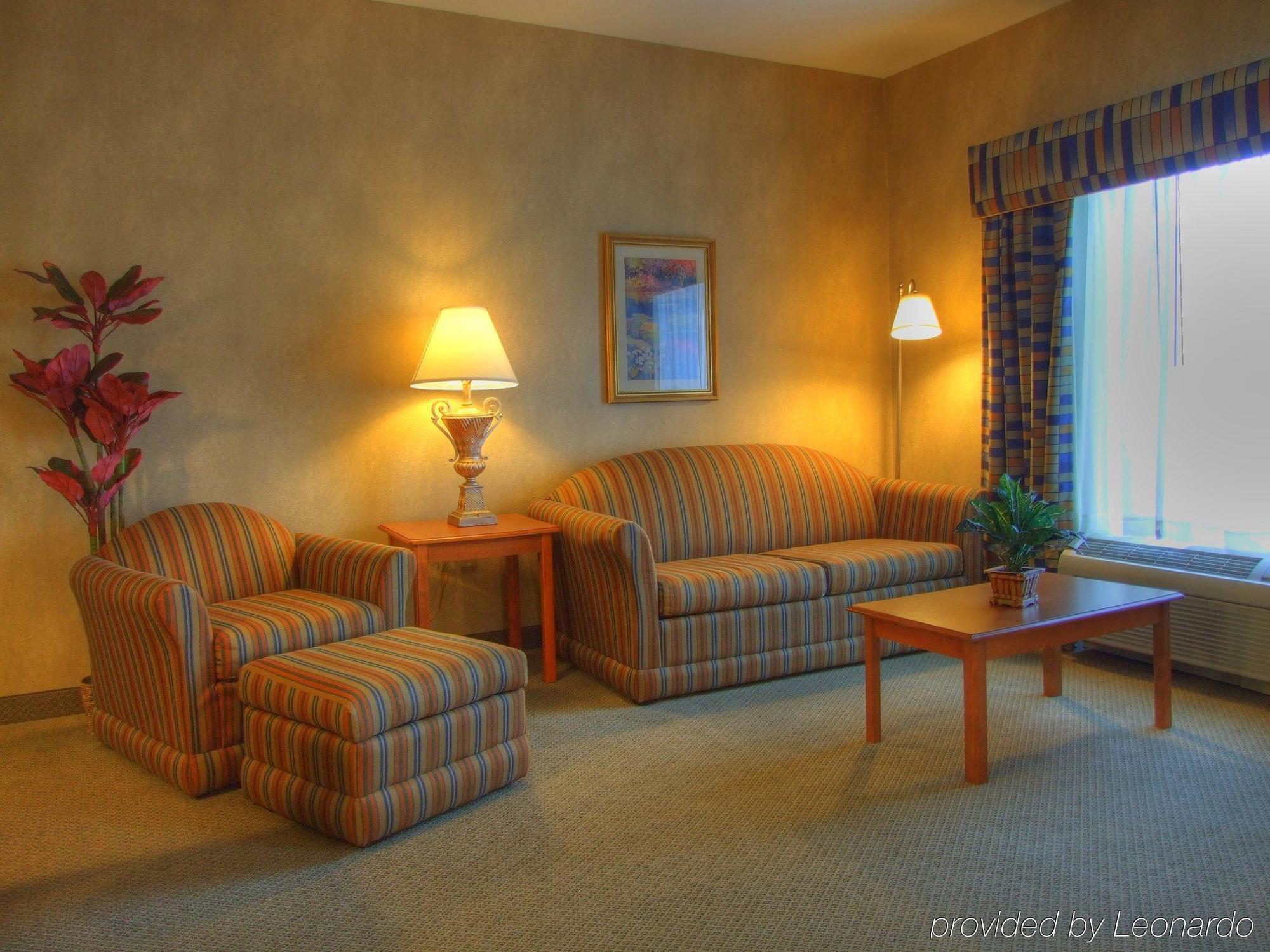 Hampton Inn Commerce/Novi Δωμάτιο φωτογραφία
